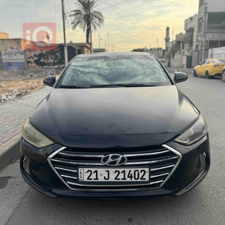 هیوندای ئەلەنترا